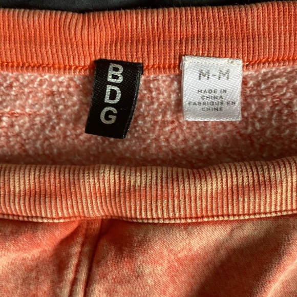 Cropped Sweater - Picture 3 of 3